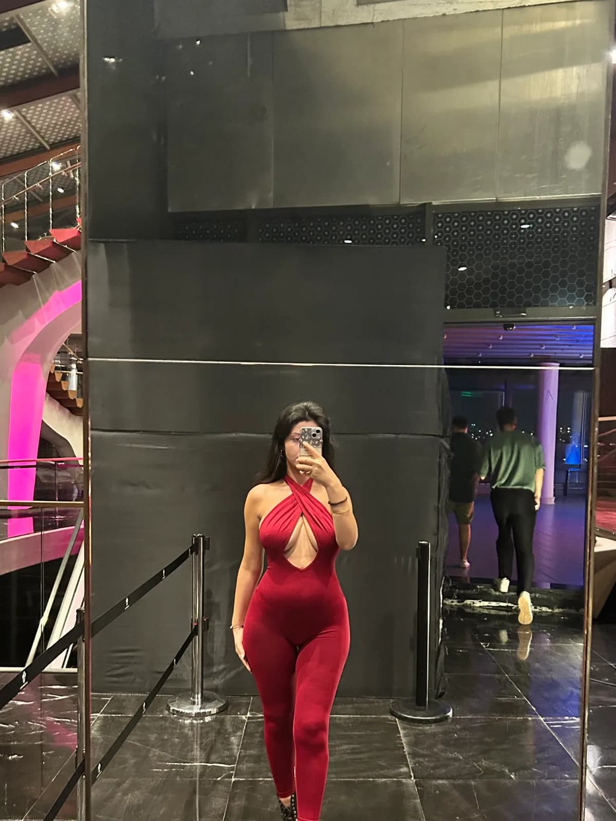 Buse · 25 yaş · Yeşilköy bireysel masöz · Rus masöz · profil fotoğrafı
