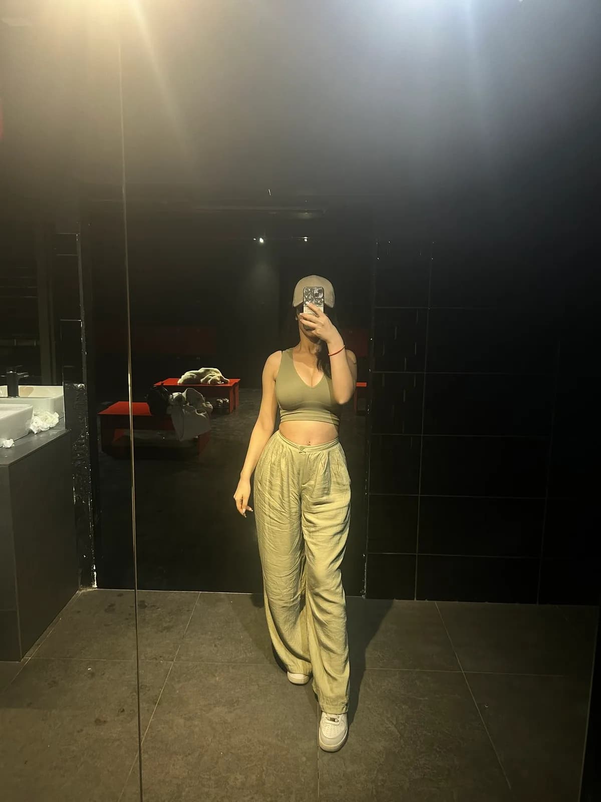 Zeynep · 28 yaş · Şişli bireysel masöz · Kırgız masöz · profil fotoğrafı
